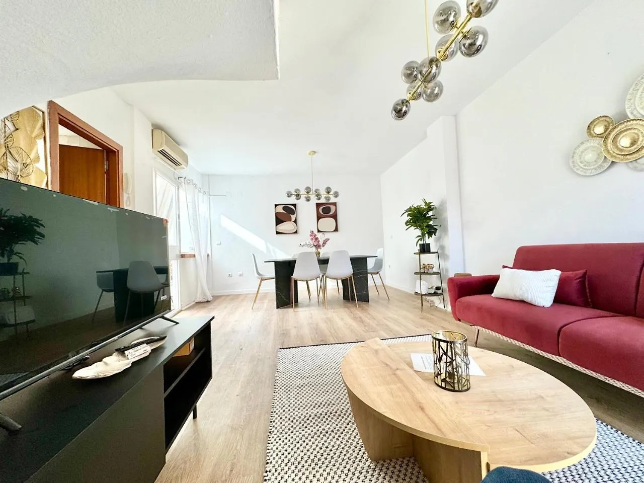 Apartmán Historic Center Duplex With 3Bd Ac & Parking Màlaga 0*,