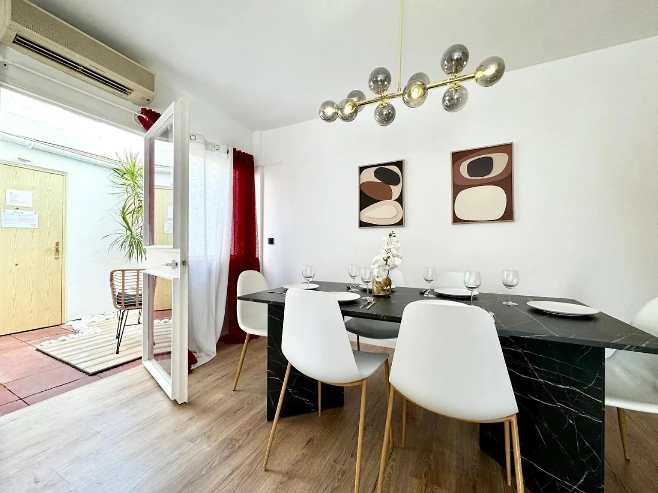 Historic Center Duplex With 3Bd Ac & Parking Apartment Malaga