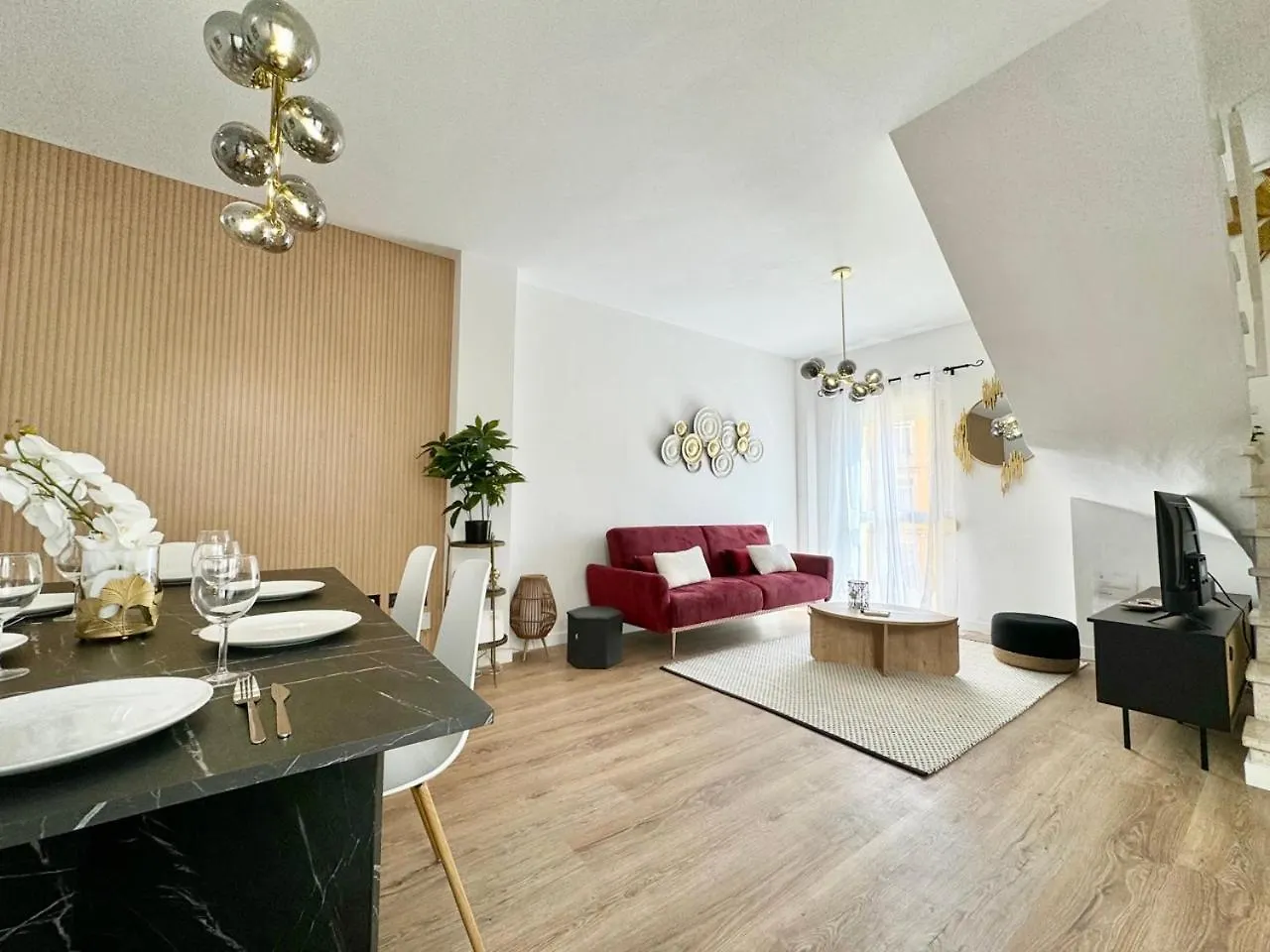 Historic Center Duplex With 3Bd Ac & Parking Apartamento Málaga Espanha