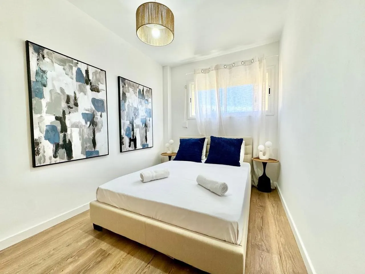 Historic Center Duplex With 3Bd Ac & Parking Apartment Malaga