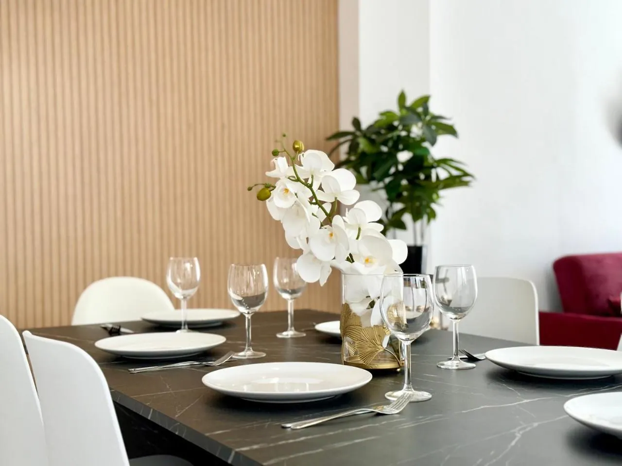 Historic Center Duplex With 3Bd Ac & Parking Apartamento Málaga 0*,  Espanha